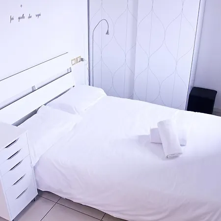 Aparthotel House Sant'orsola 3*