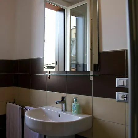 Aparthotel House Sant'orsola 3*
